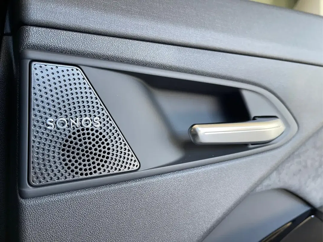 Audi Q3 - Thumbnail 12