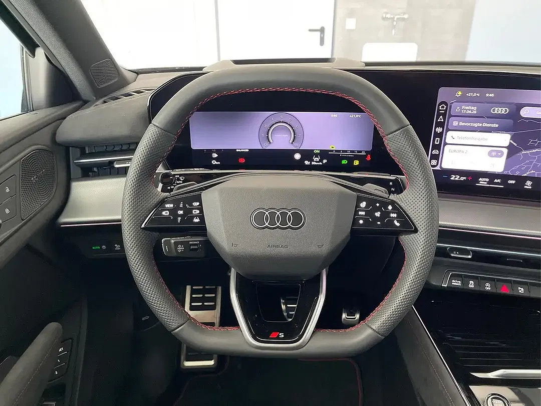 Audi Q3 - Thumbnail 8