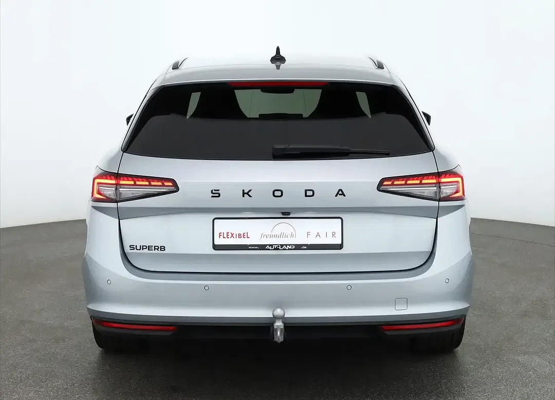 Skoda Superb - Thumbnail 3