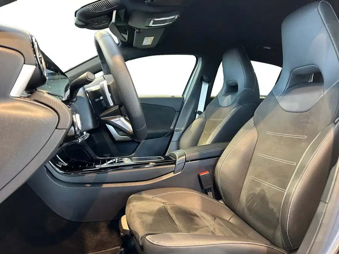 Mercedes-Benz A 200 - Thumbnail 5