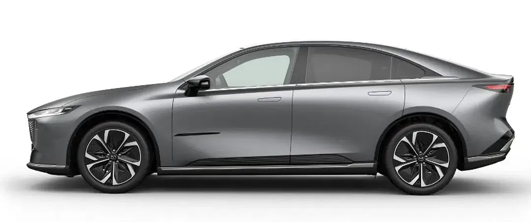 Mazda 6e - Thumbnail 3