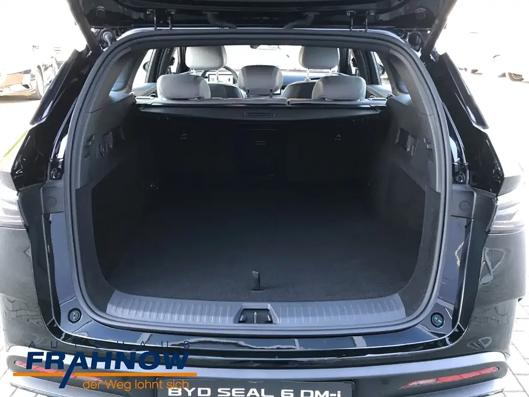 BYD Seal - Thumbnail 11