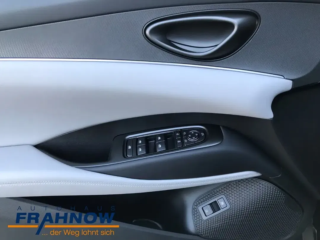 BYD Seal - Thumbnail 7