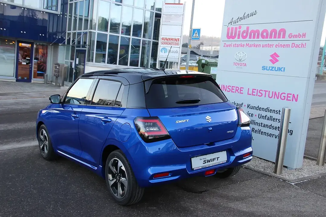 Suzuki Swift - Thumbnail 2
