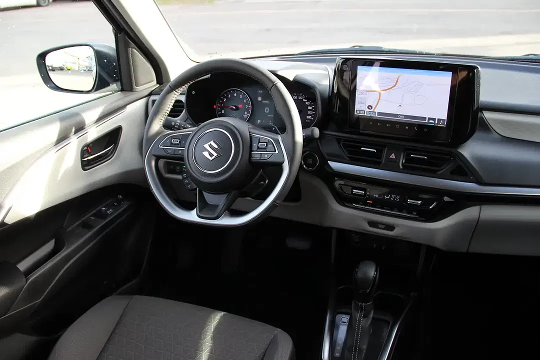 Suzuki Swift - Thumbnail 9