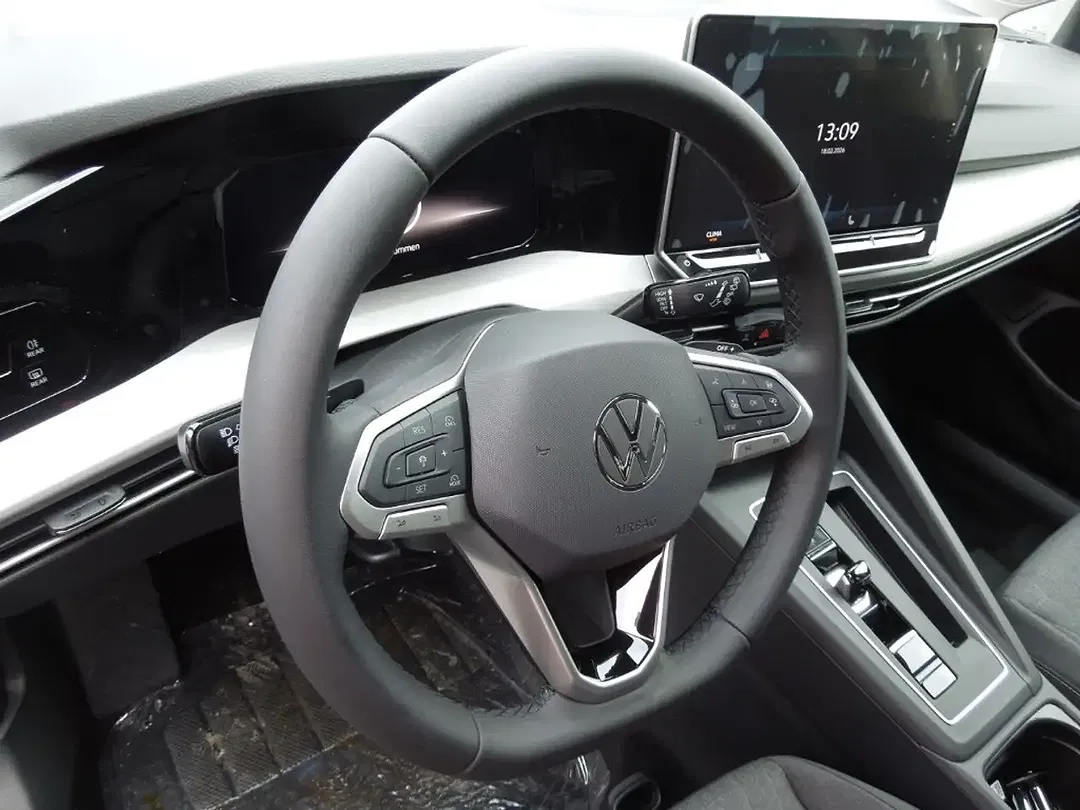 Volkswagen Golf Variant - Thumbnail 6