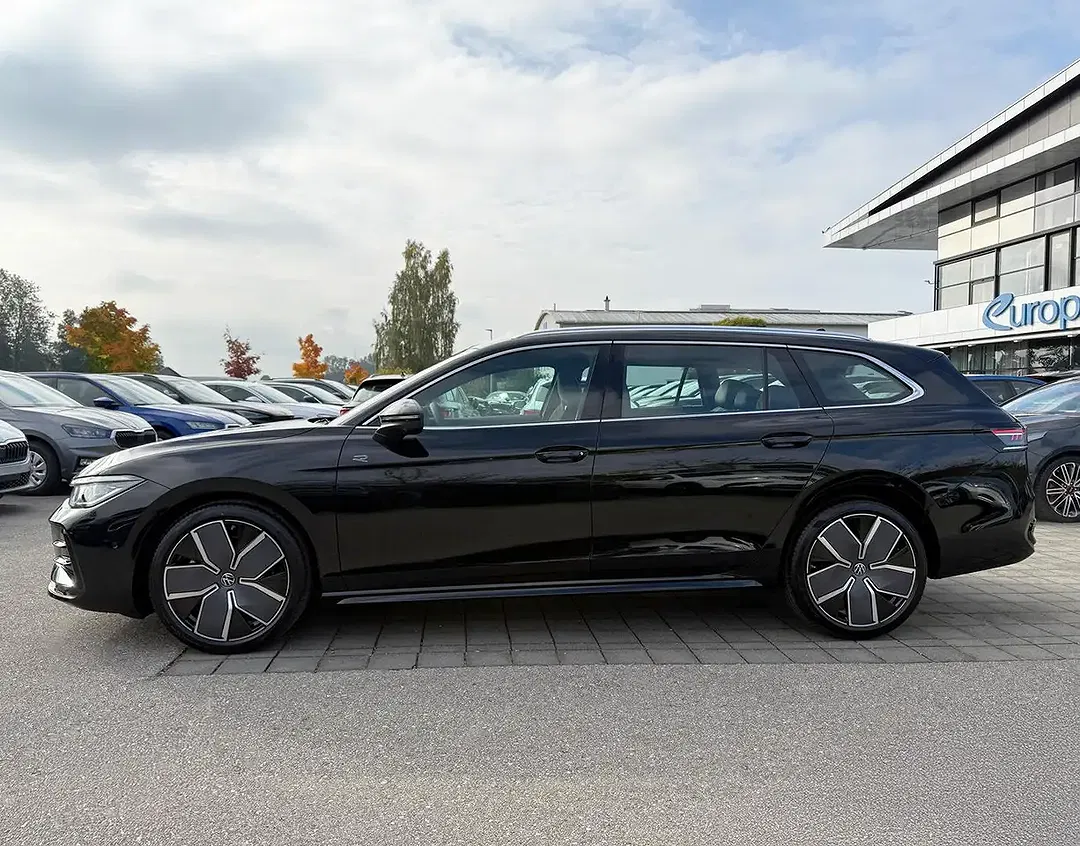 Volkswagen Passat Variant - Thumbnail 6