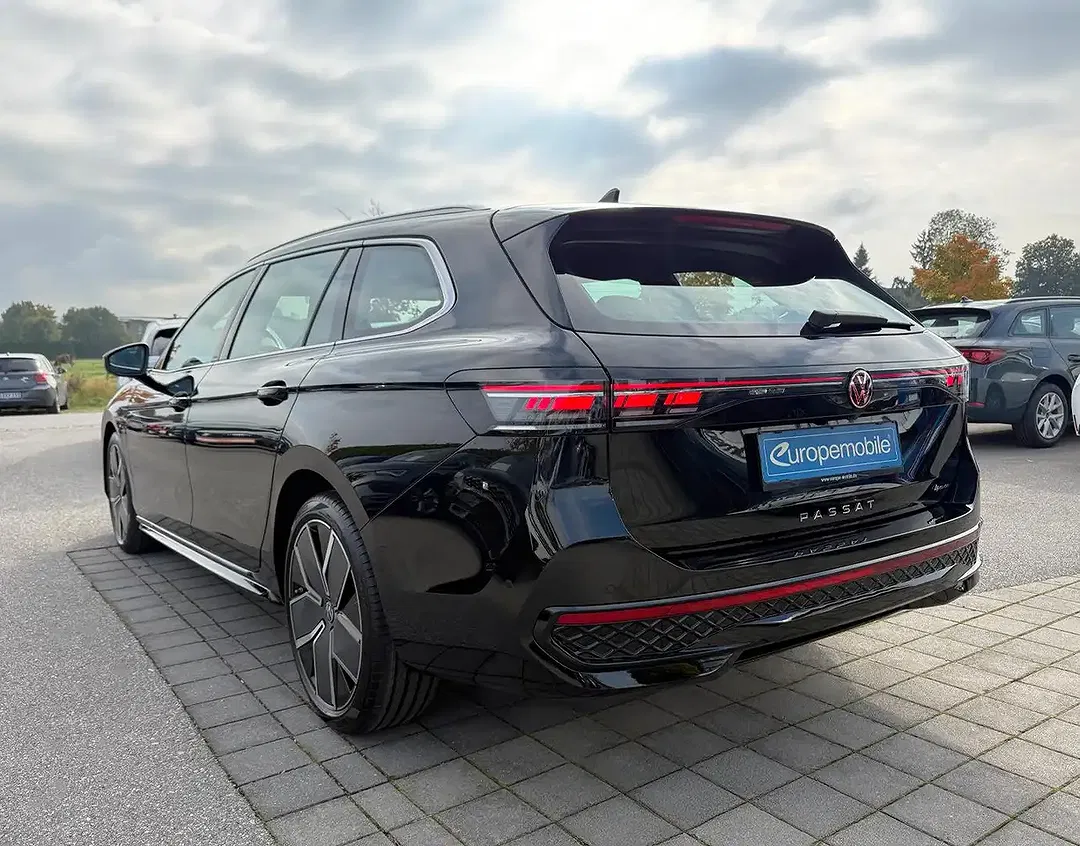 Volkswagen Passat Variant - Thumbnail 7