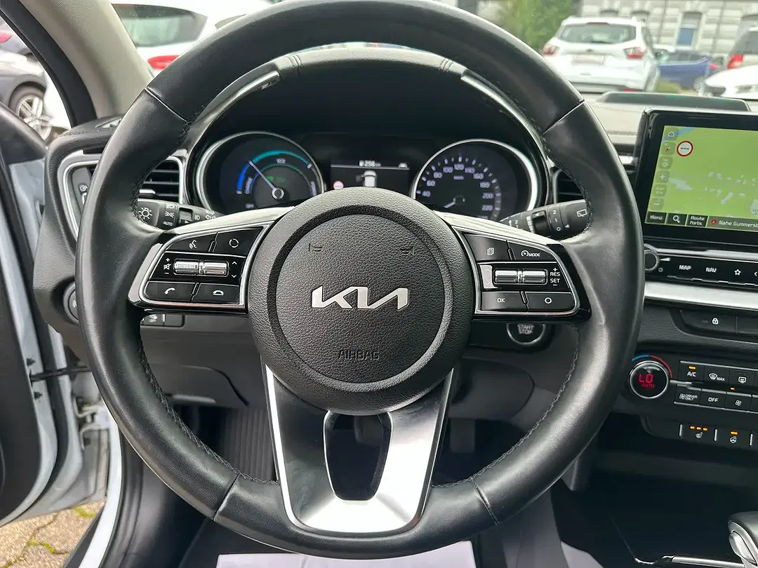 Kia XCeed - Thumbnail 10
