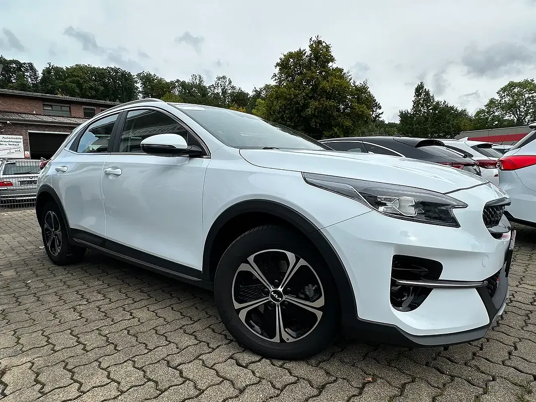Kia XCeed - Thumbnail 2