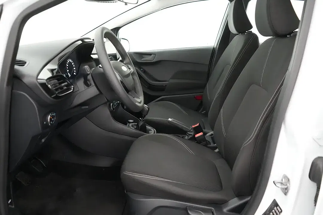 Ford Fiesta - Thumbnail 14
