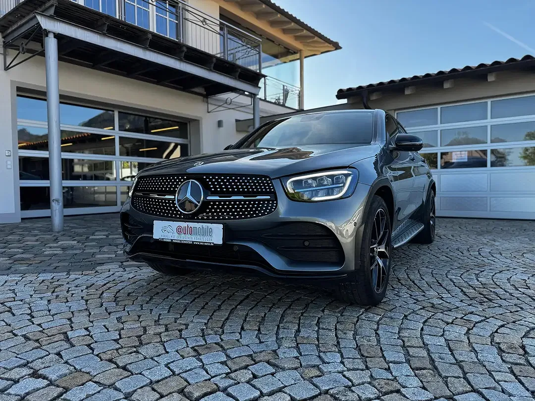 Mercedes-Benz G - Thumbnail 2