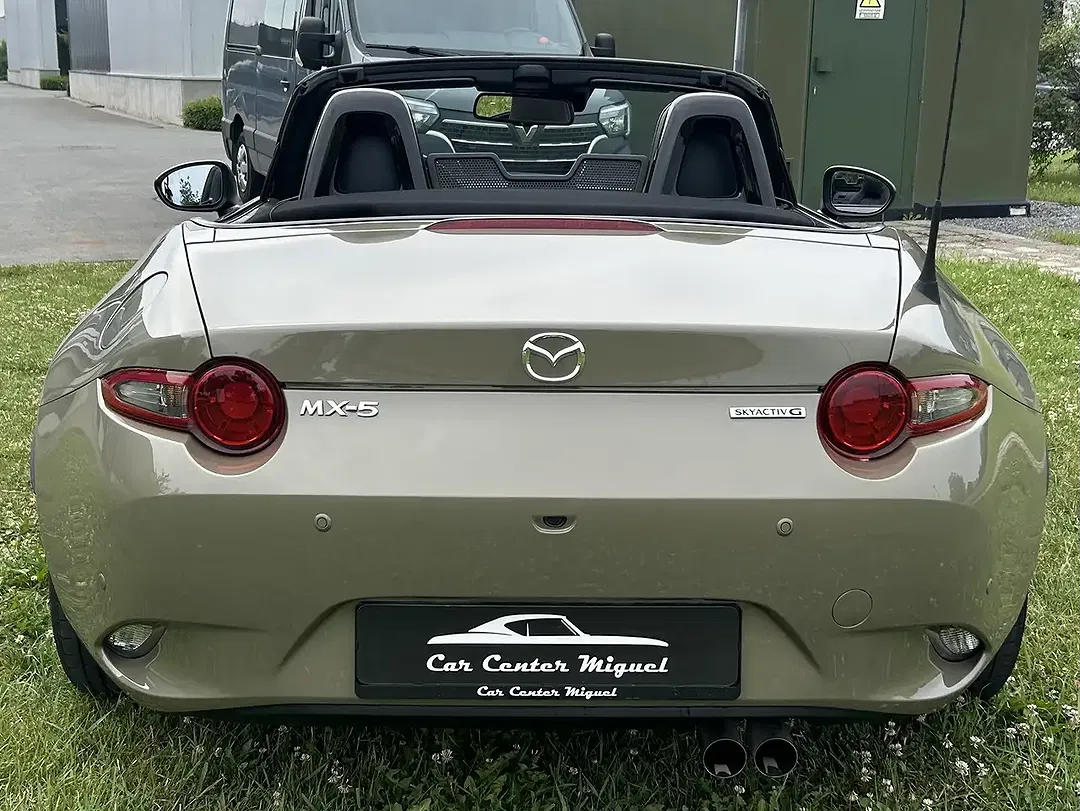 Mazda MX-5 - Thumbnail 4