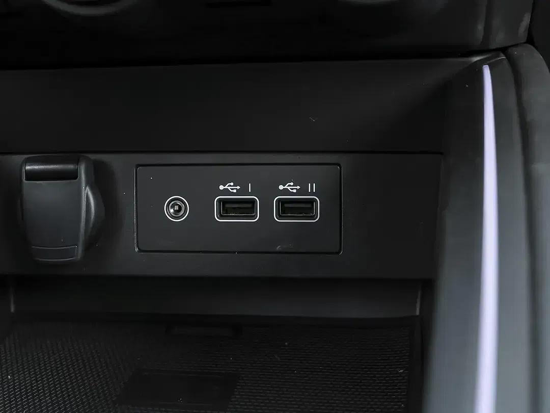 Renault Clio - Thumbnail 14