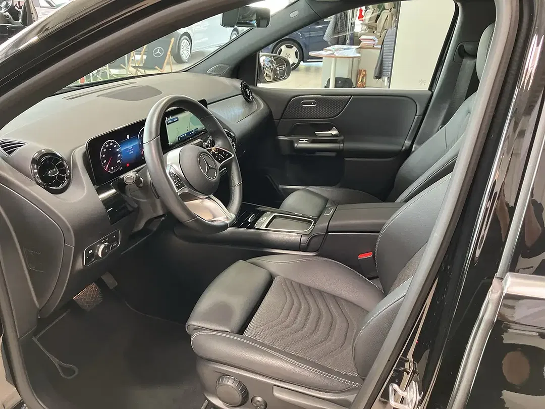 Mercedes-Benz B 180 - Thumbnail 12
