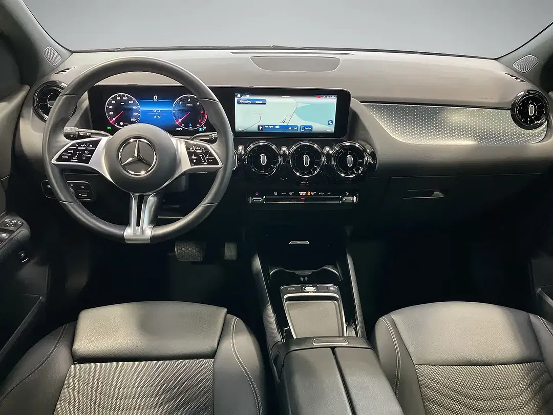 Mercedes-Benz B 180 - Thumbnail 8