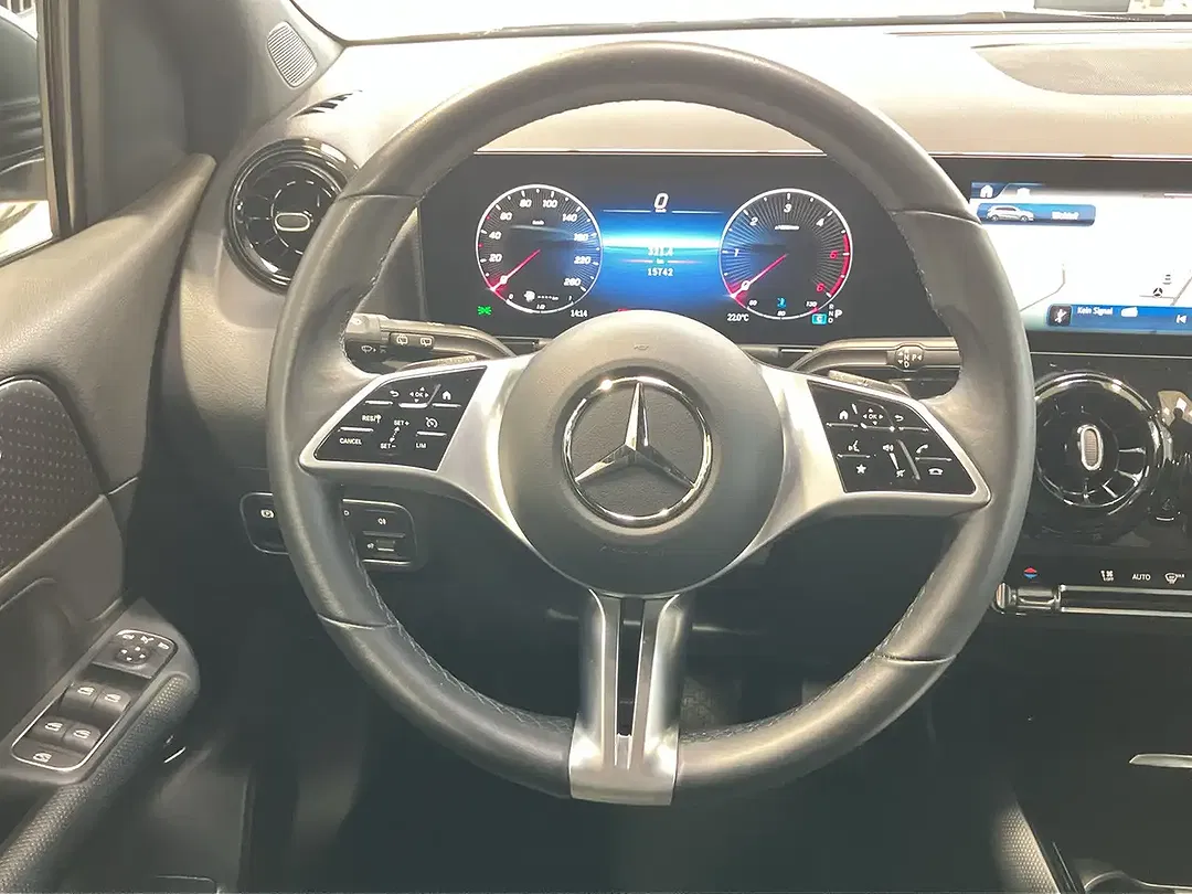 Mercedes-Benz B 180 - Thumbnail 9