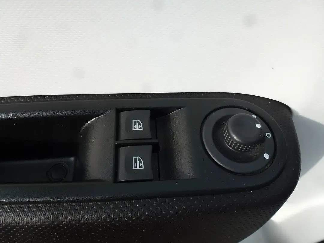 Renault Twingo - Thumbnail 11
