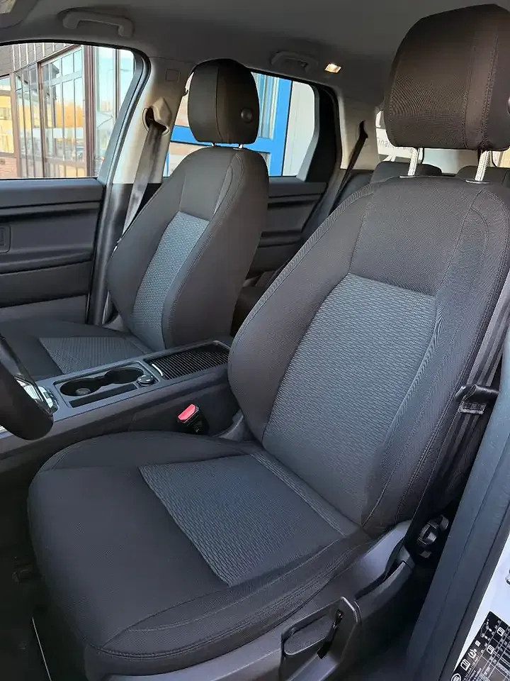 Land Rover Discovery - Thumbnail 11