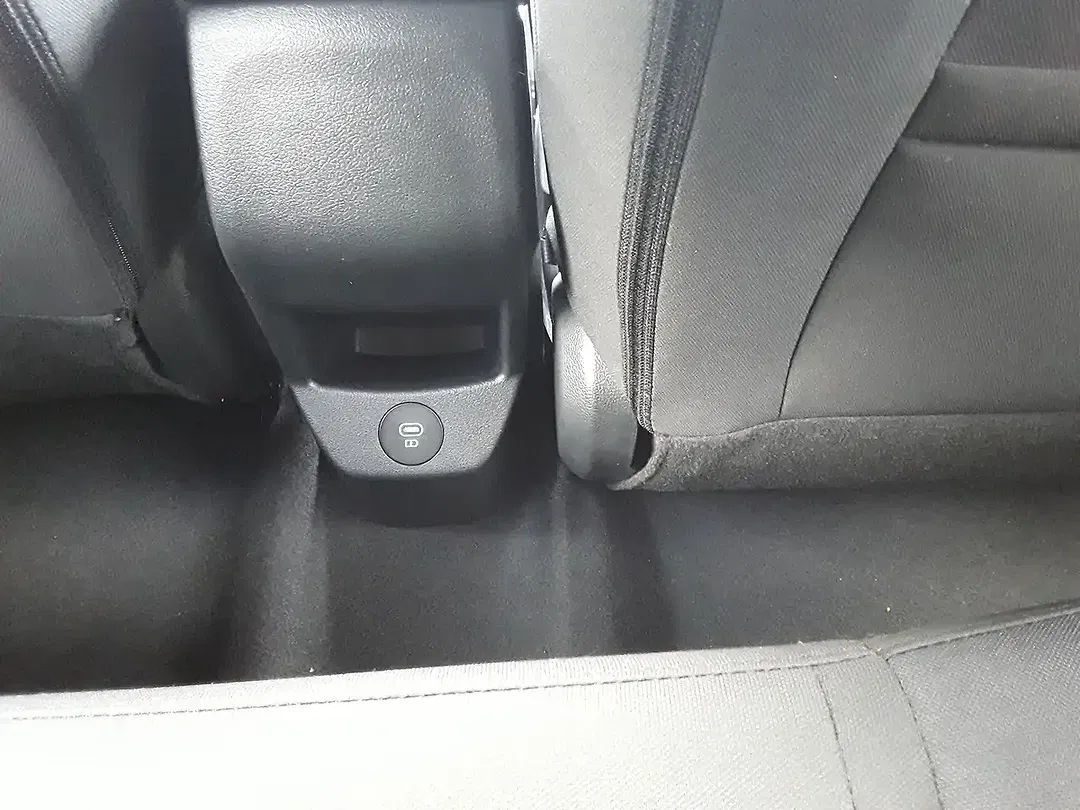Hyundai i20 - Thumbnail 8