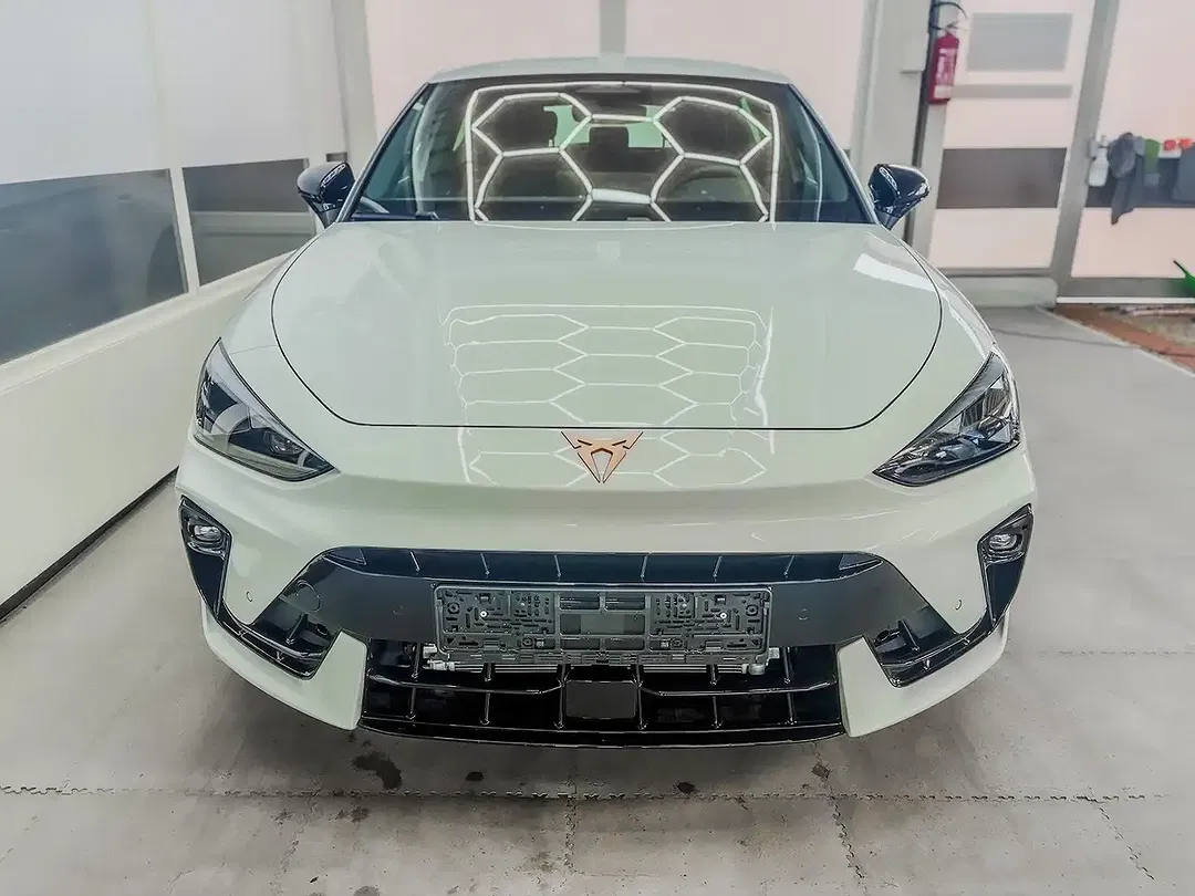CUPRA Leon - Thumbnail 2