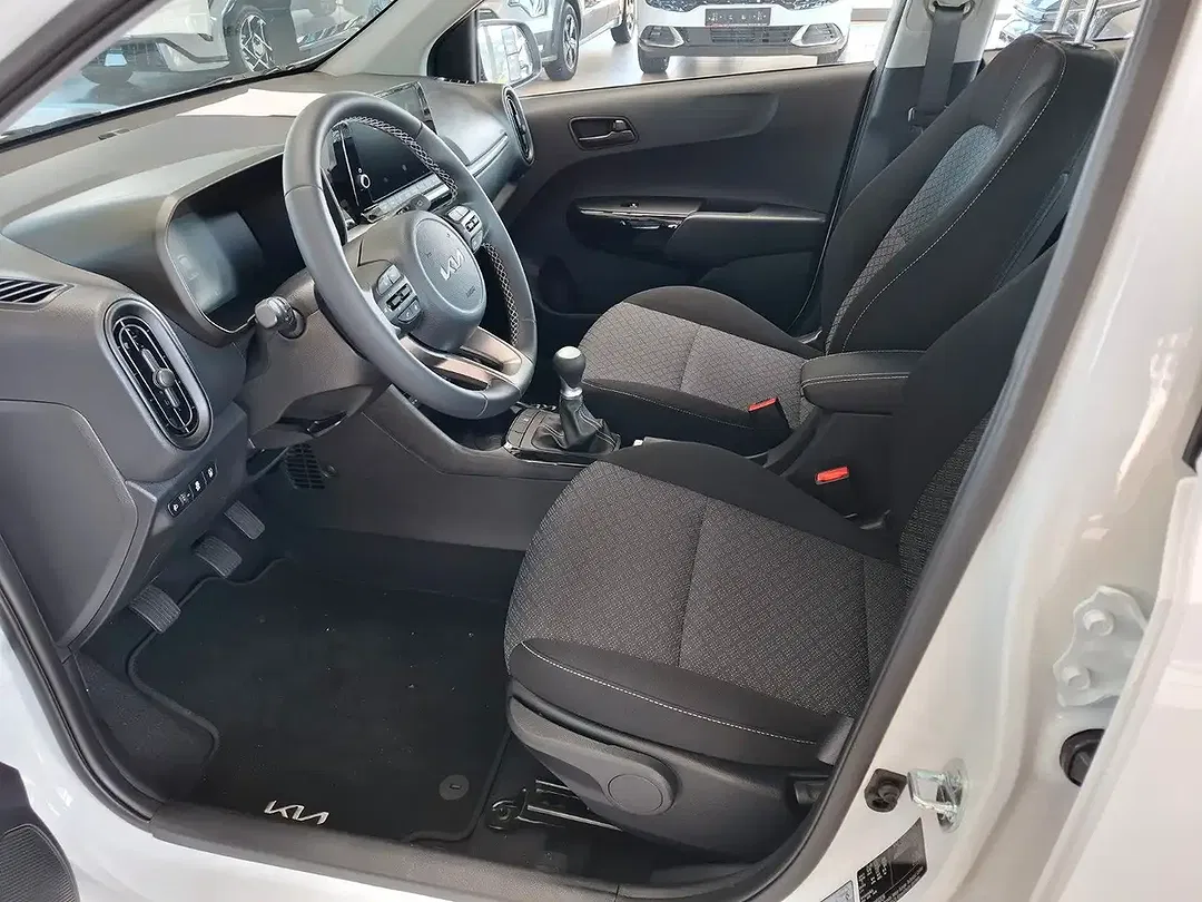 Kia Picanto - Thumbnail 3
