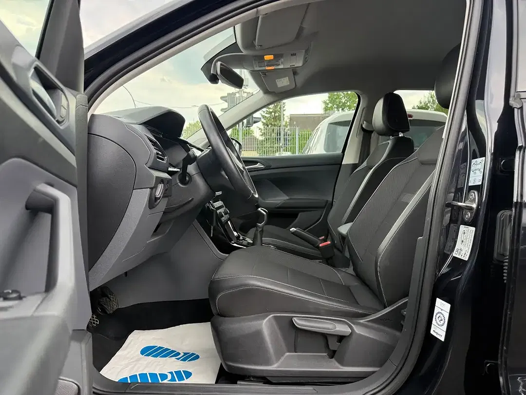 Volkswagen T-Cross - Thumbnail 10