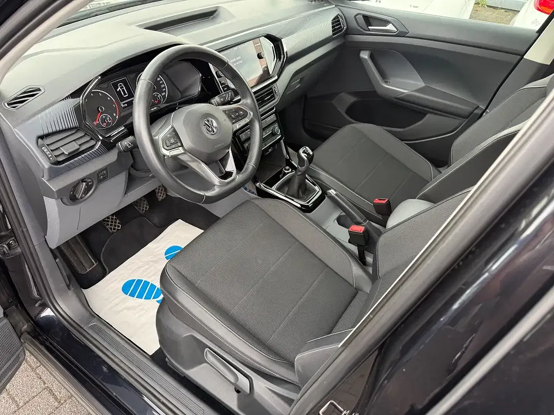 Volkswagen T-Cross - Thumbnail 11