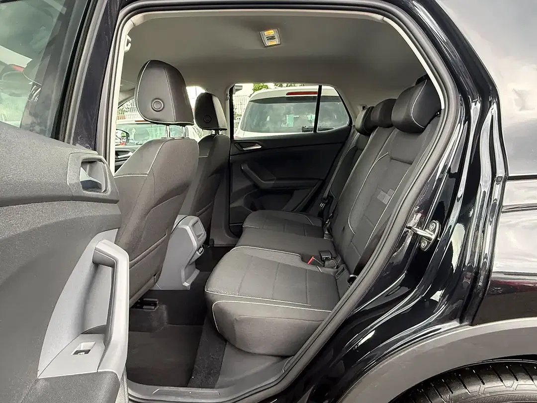 Volkswagen T-Cross - Thumbnail 15