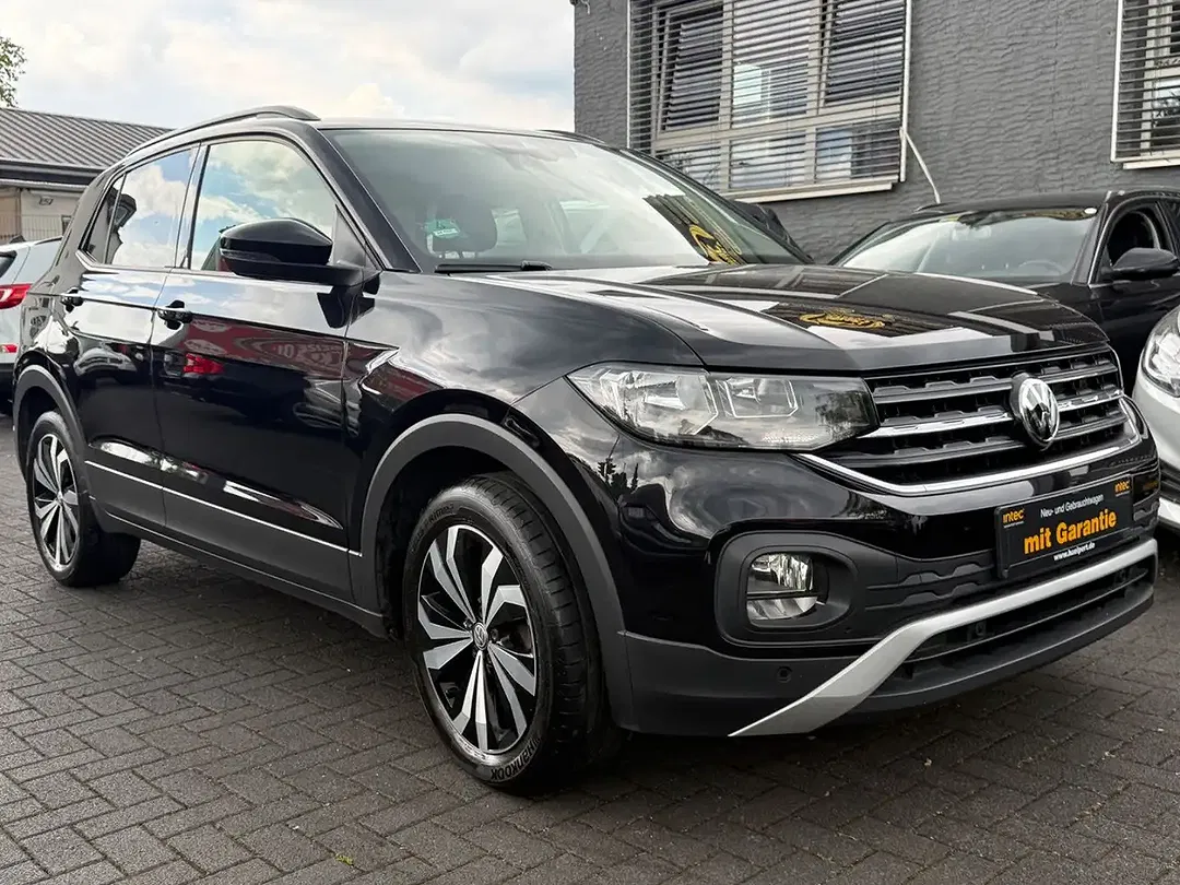 Volkswagen T-Cross - Thumbnail 3