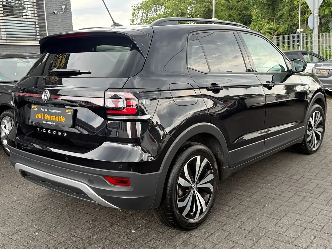 Volkswagen T-Cross - Thumbnail 5