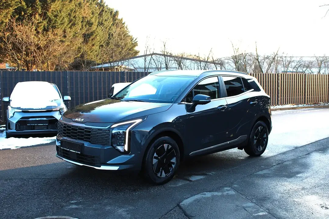 Kia Sportage - Thumbnail 3