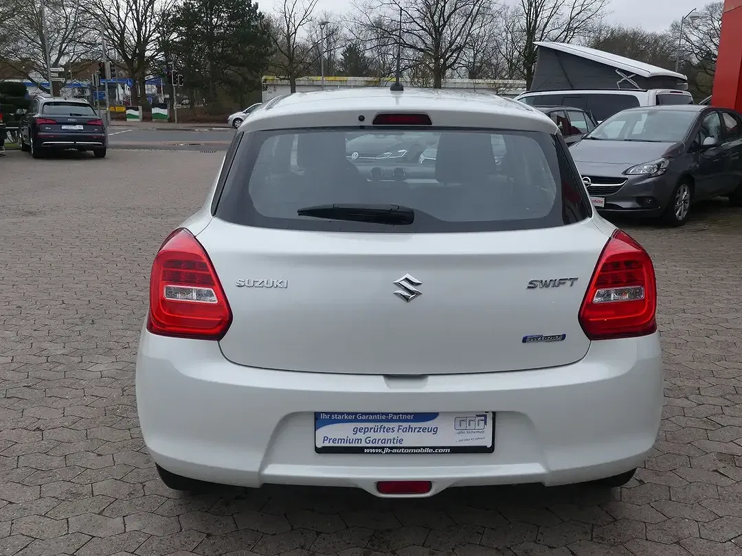 Suzuki Swift - Thumbnail 6