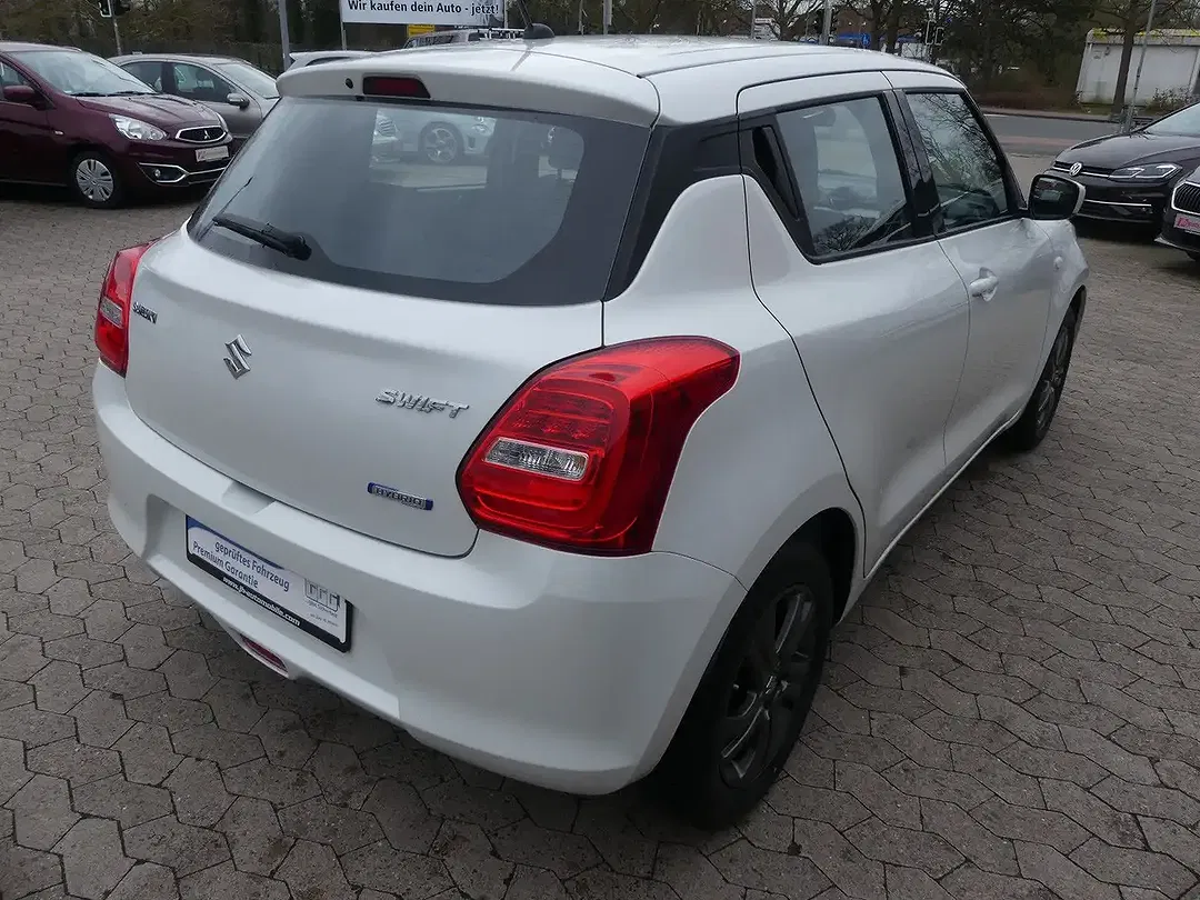Suzuki Swift - Thumbnail 9
