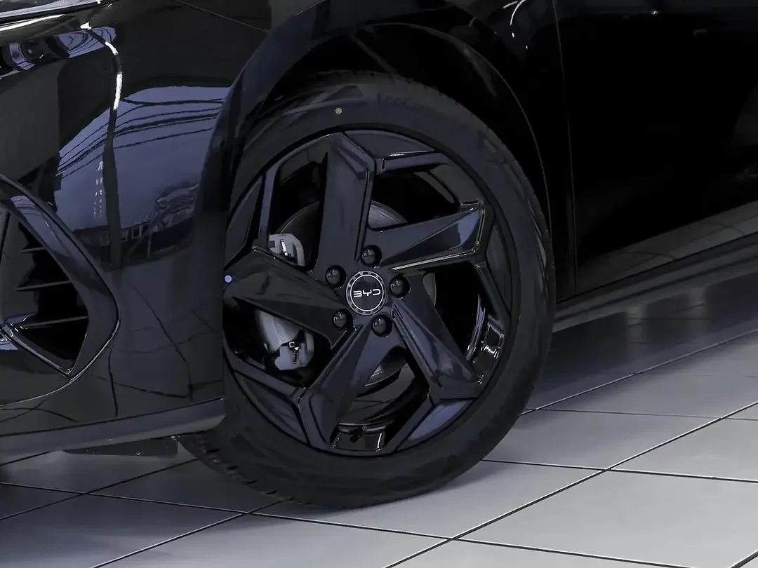 BYD Seal 6 - Thumbnail 10