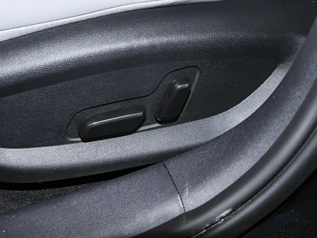 BYD Seal 6 - Thumbnail 15