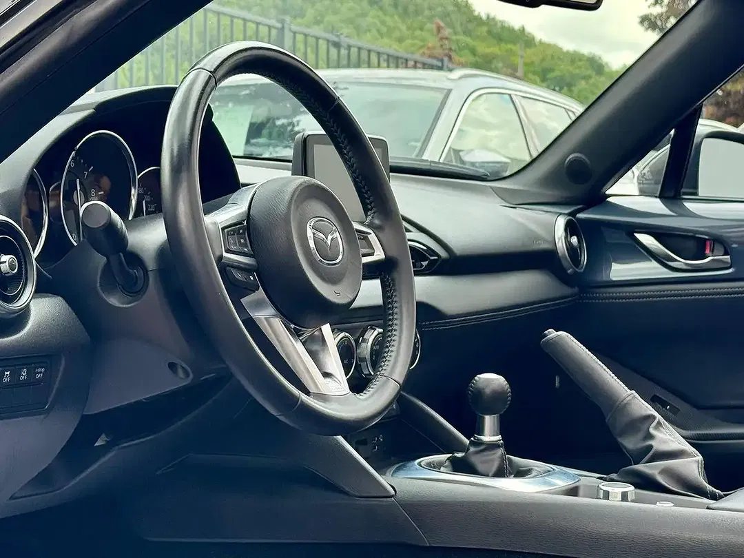 Mazda MX-5 - Thumbnail 8