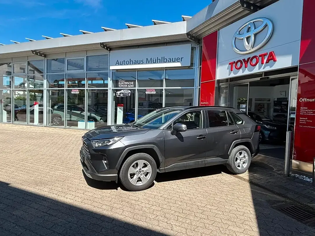 Toyota RAV 4 - Thumbnail 11
