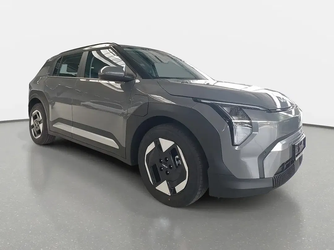 Kia EV3 - Thumbnail 2