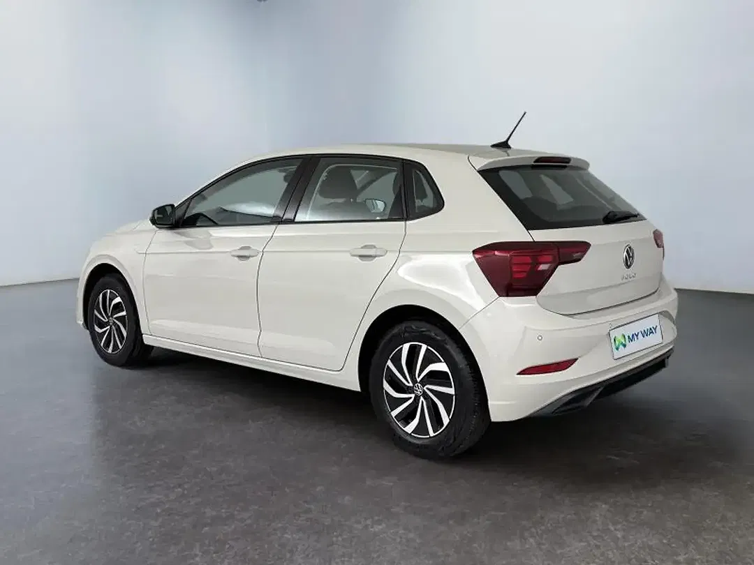 Volkswagen Polo - Thumbnail 6