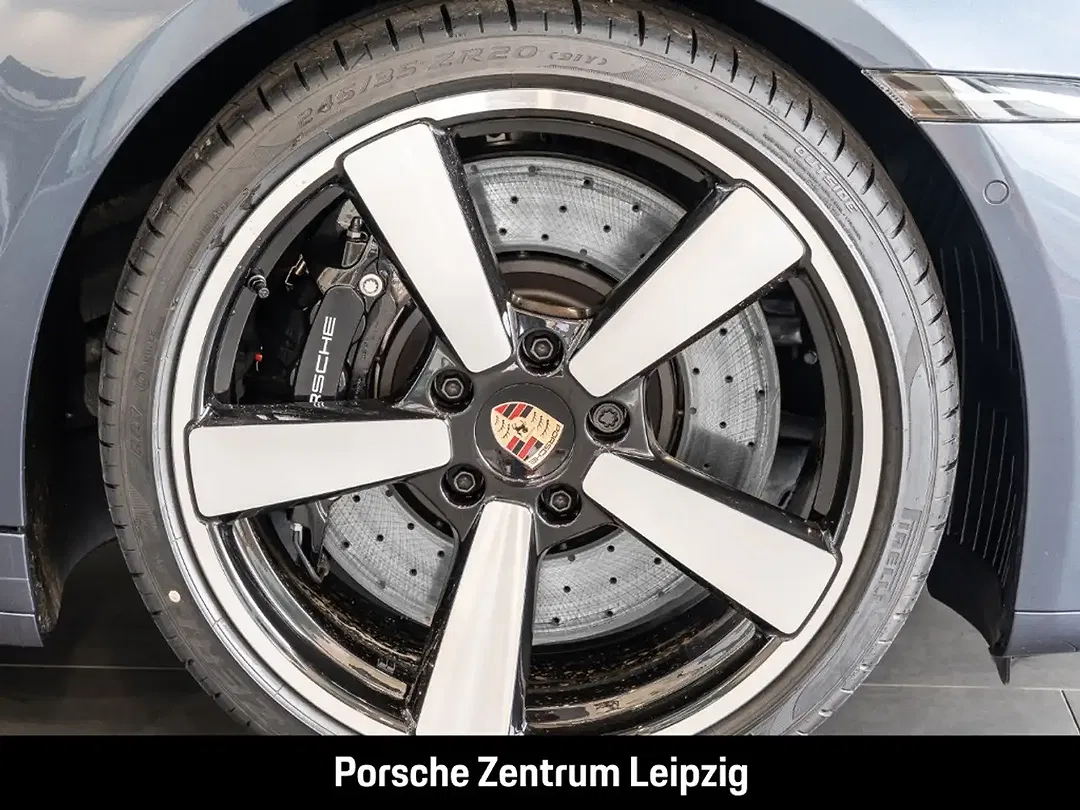 Porsche 992 - Thumbnail 14