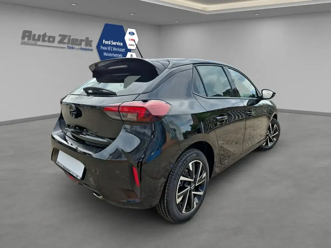 Opel Corsa - Thumbnail 4