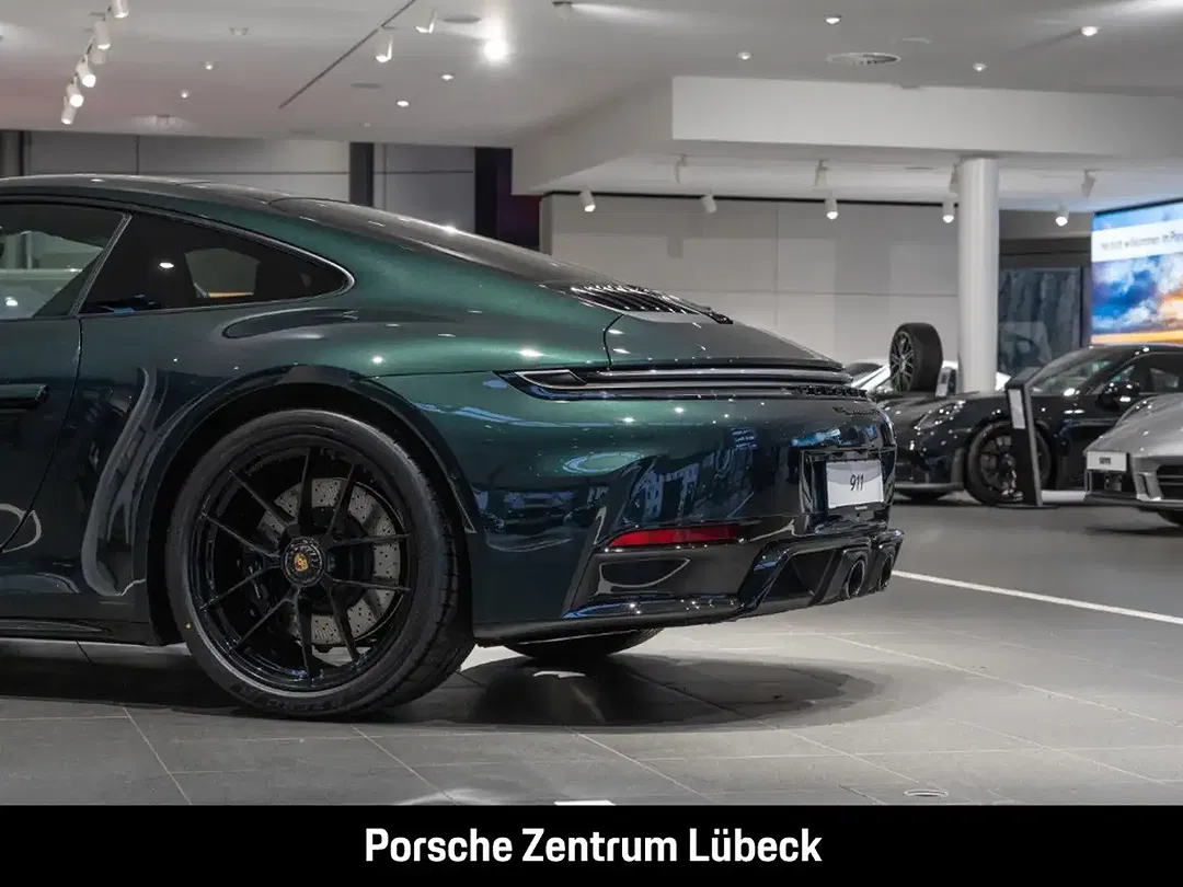 Porsche 992 - Thumbnail 11