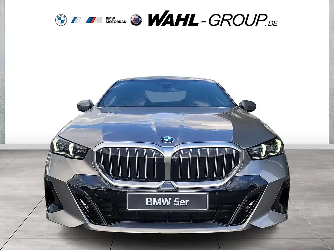 BMW 520 - Thumbnail 2