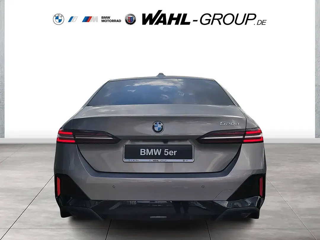 BMW 520 - Thumbnail 3