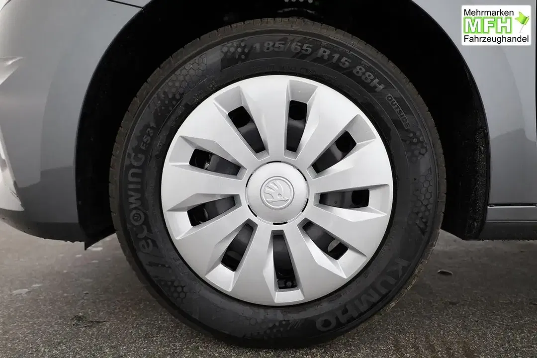 Skoda Fabia - Thumbnail 12