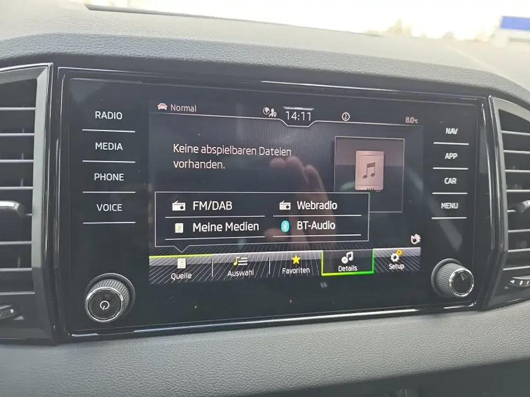 Skoda Karoq - Thumbnail 32