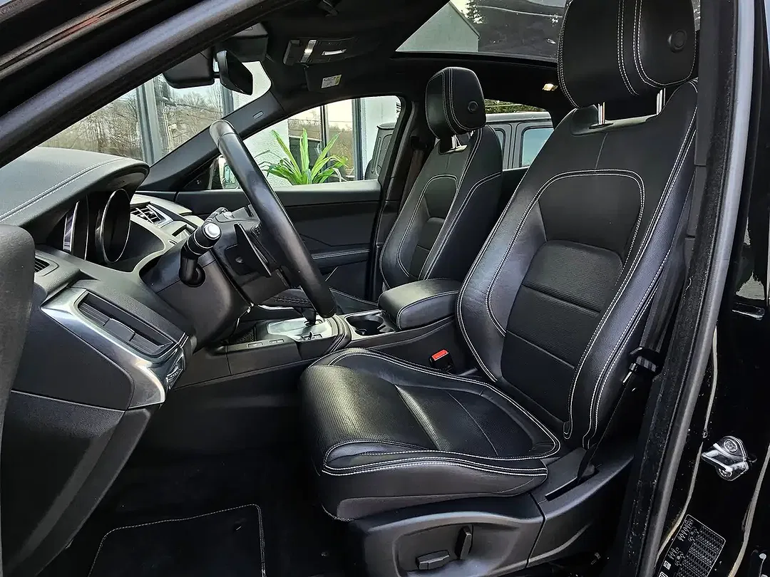 Jaguar E-Pace - Thumbnail 10
