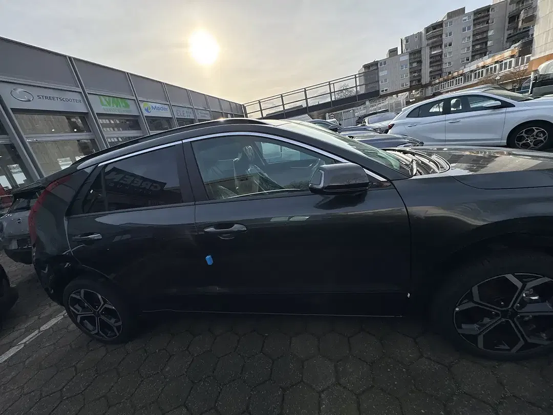 Kia Niro - Thumbnail 3