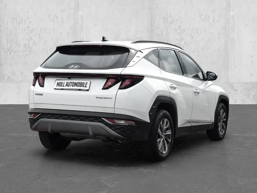 Hyundai TUCSON - Thumbnail 2